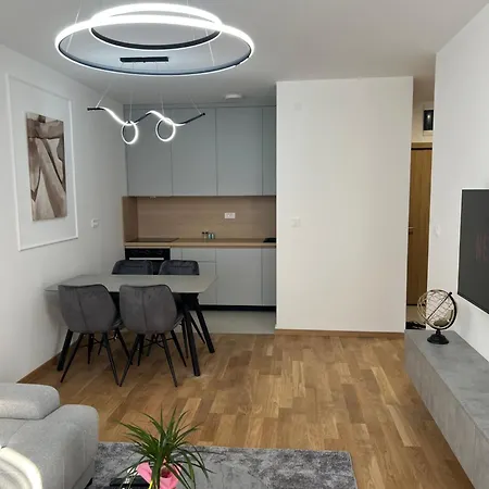 Montenegro Luxury - New بودغوريتْسا